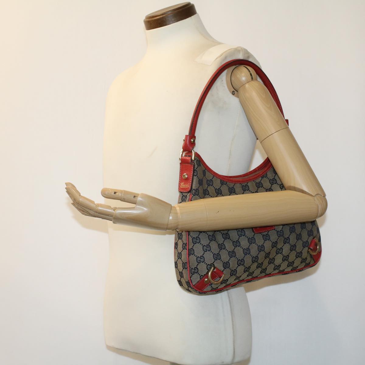 GUCCI GG Canvas Shoulder Bag Beige Red Auth fm1893