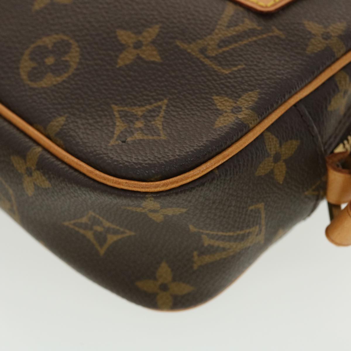 LOUIS VUITTON Monogram Pochette Cite Shoulder Bag M51183 LV Auth fm2178