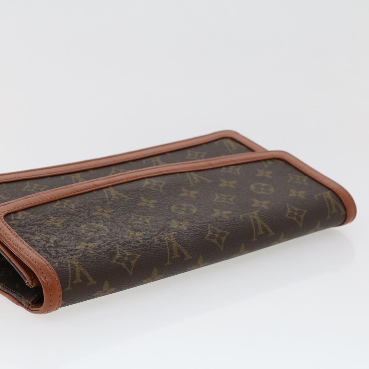 LOUIS VUITTON Monogram Pochette Dam Clutch Bag M51810 LV Auth fm2340