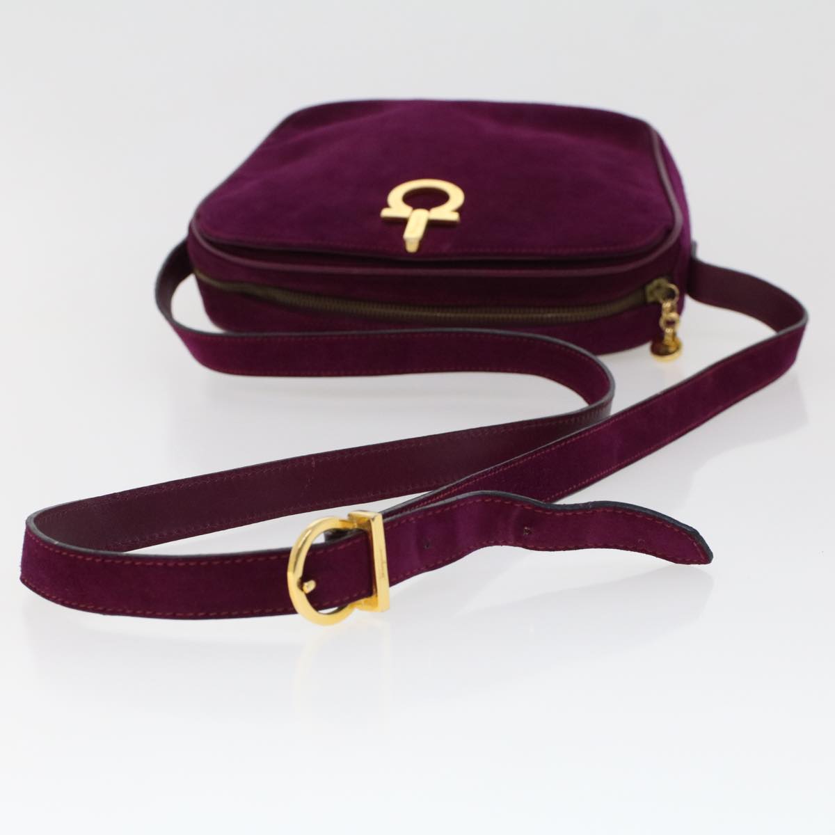 Salvatore Ferragamo Gancini Shoulder Bag Suede Purple Auth fm2396