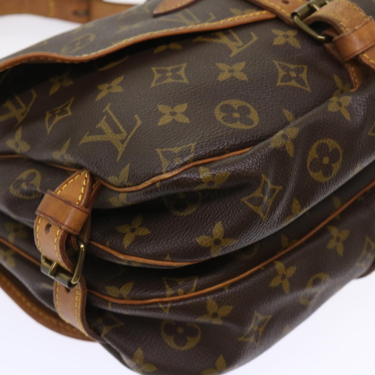 LOUIS VUITTON Monogram Saumur 30 Shoulder Bag M42256 LV Auth fm2511