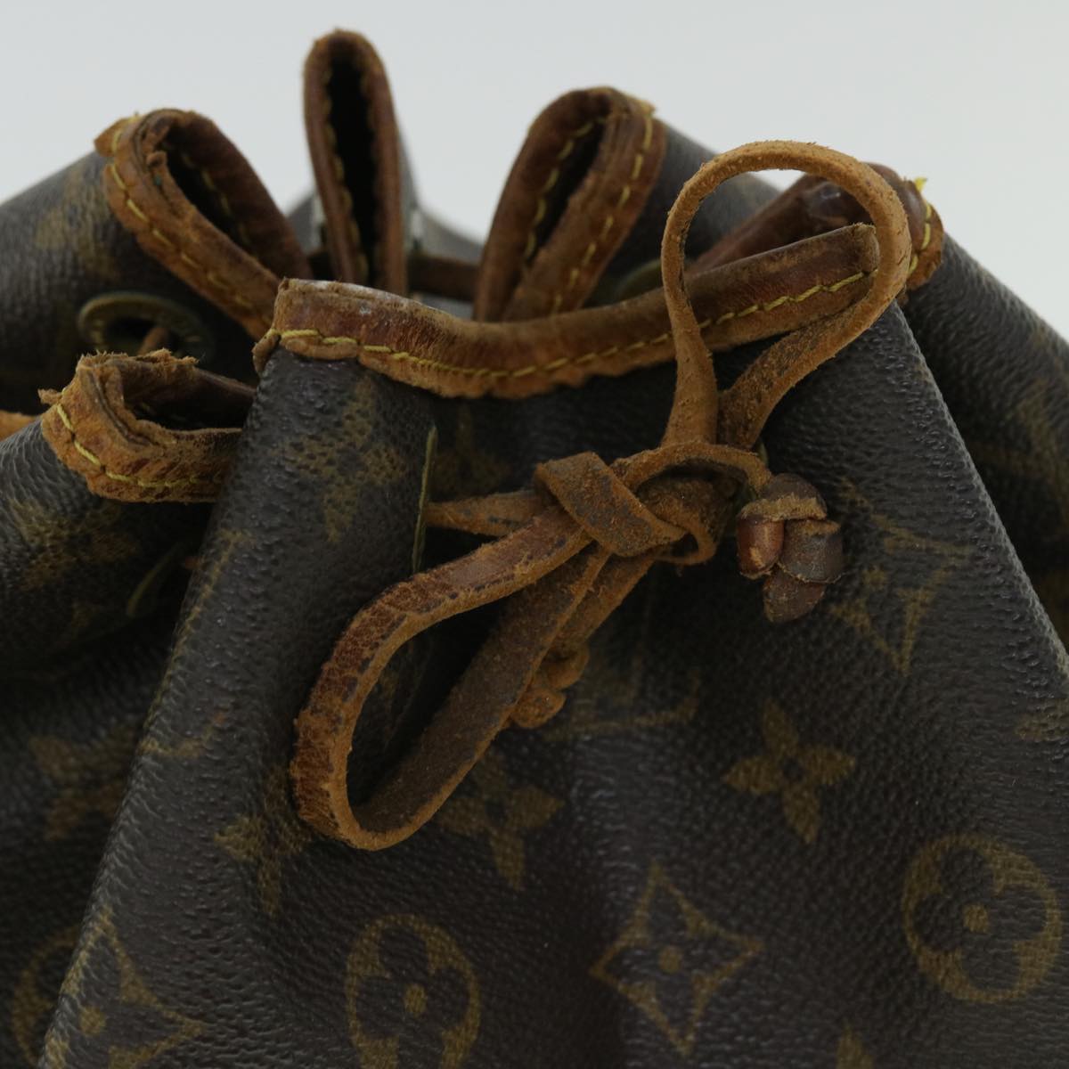 LOUIS VUITTON Monogram Petit Noe Shoulder Bag M42226 LV Auth fm2705