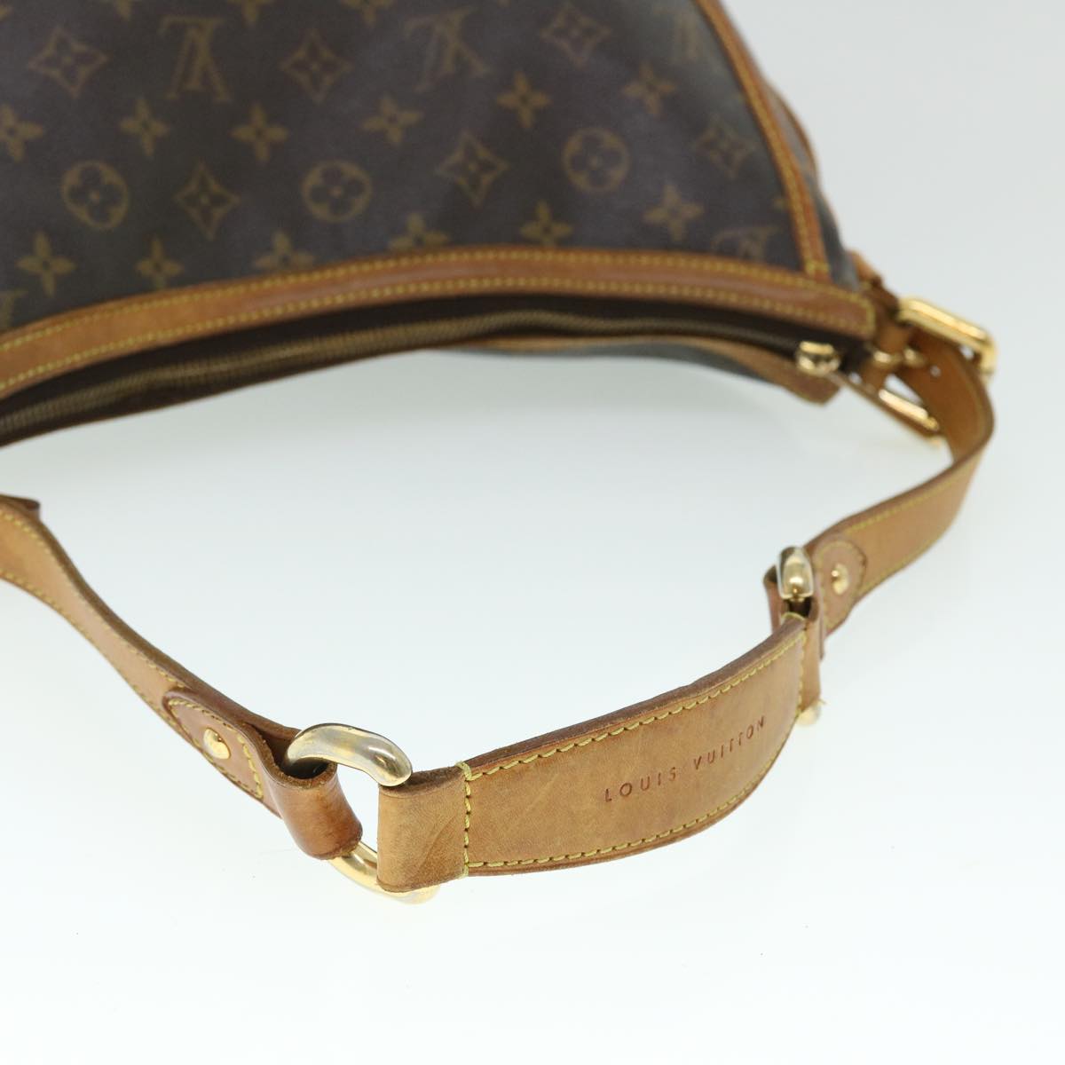 LOUIS VUITTON Monogram Tolum GM Shoulder Bag M40075 LV Auth fm2729