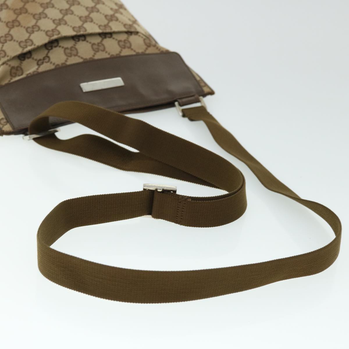 GUCCI GG Canvas Shoulder Bag Beige Brown 27639 Auth fm2740