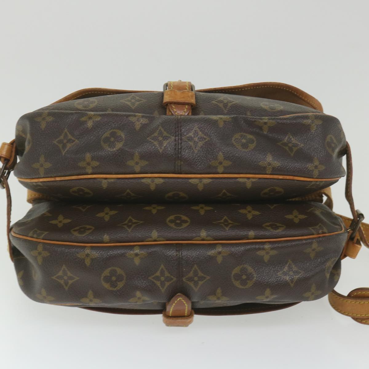 LOUIS VUITTON Monogram Saumur 30 Shoulder Bag M42256 LV Auth fm2954