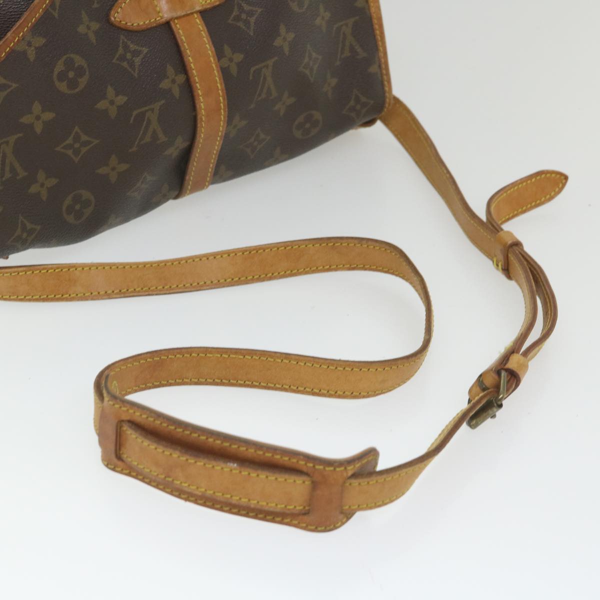 LOUIS VUITTON Monogram Saumur 30 Shoulder Bag M42256 LV Auth fm2954