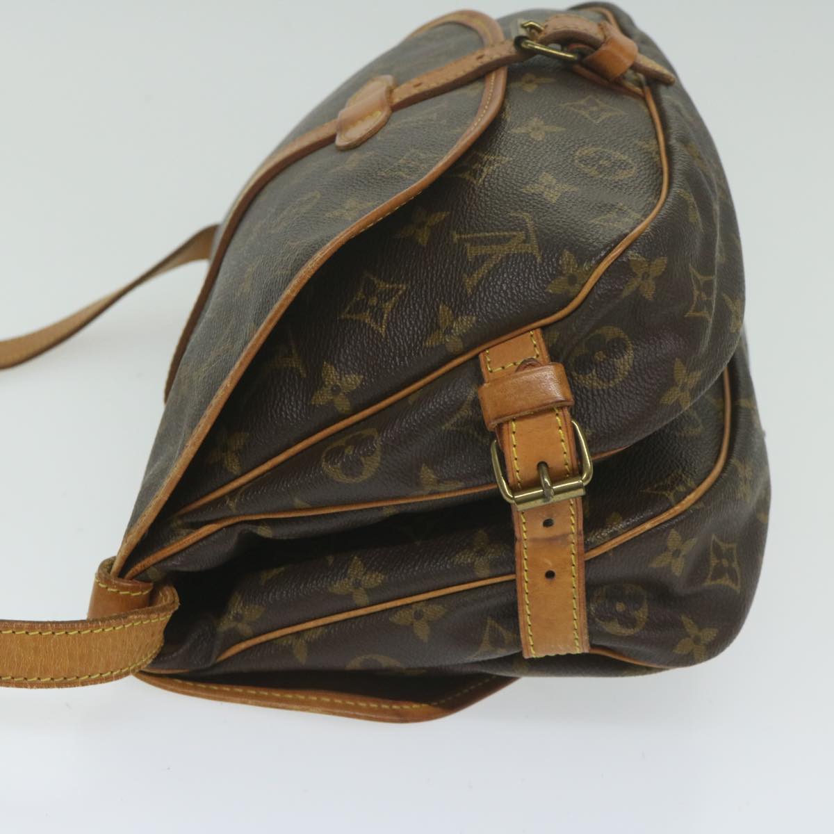 LOUIS VUITTON Monogram Saumur 30 Shoulder Bag M42256 LV Auth fm3047