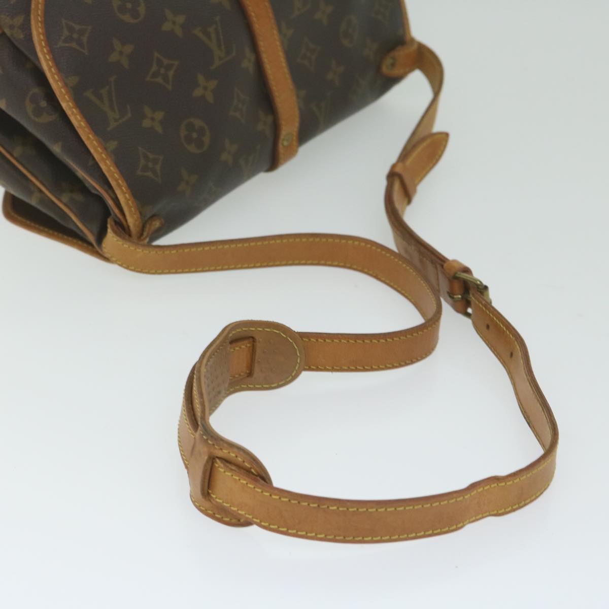 LOUIS VUITTON Monogram Saumur 30 Shoulder Bag M42256 LV Auth fm3047