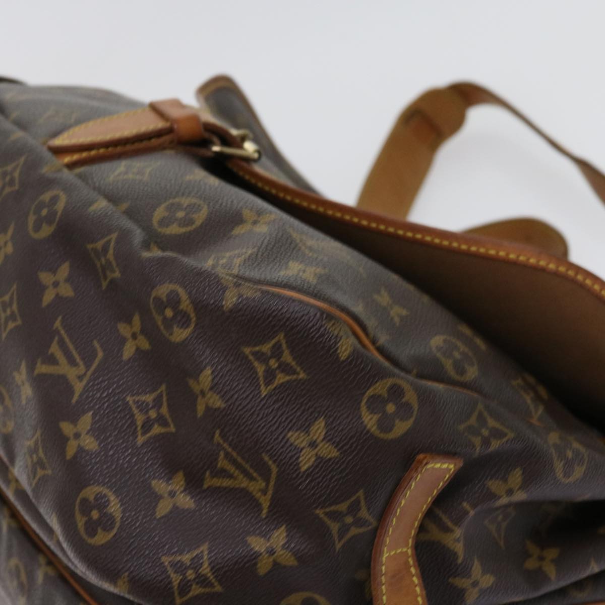 LOUIS VUITTON Monogram Saumur 35 Shoulder Bag M42254 LV Auth fm3048