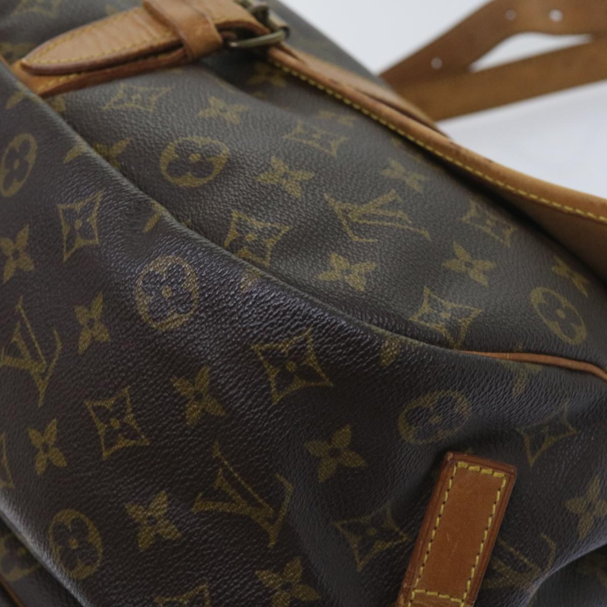 LOUIS VUITTON Monogram Saumur 35 Shoulder Bag M42254 LV Auth fm3127