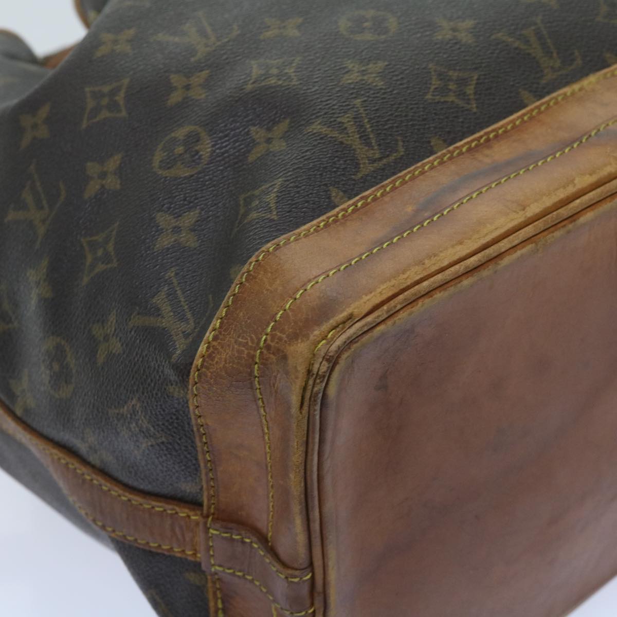 LOUIS VUITTON Monogram Noe Shoulder Bag M42224 LV Auth fm3133