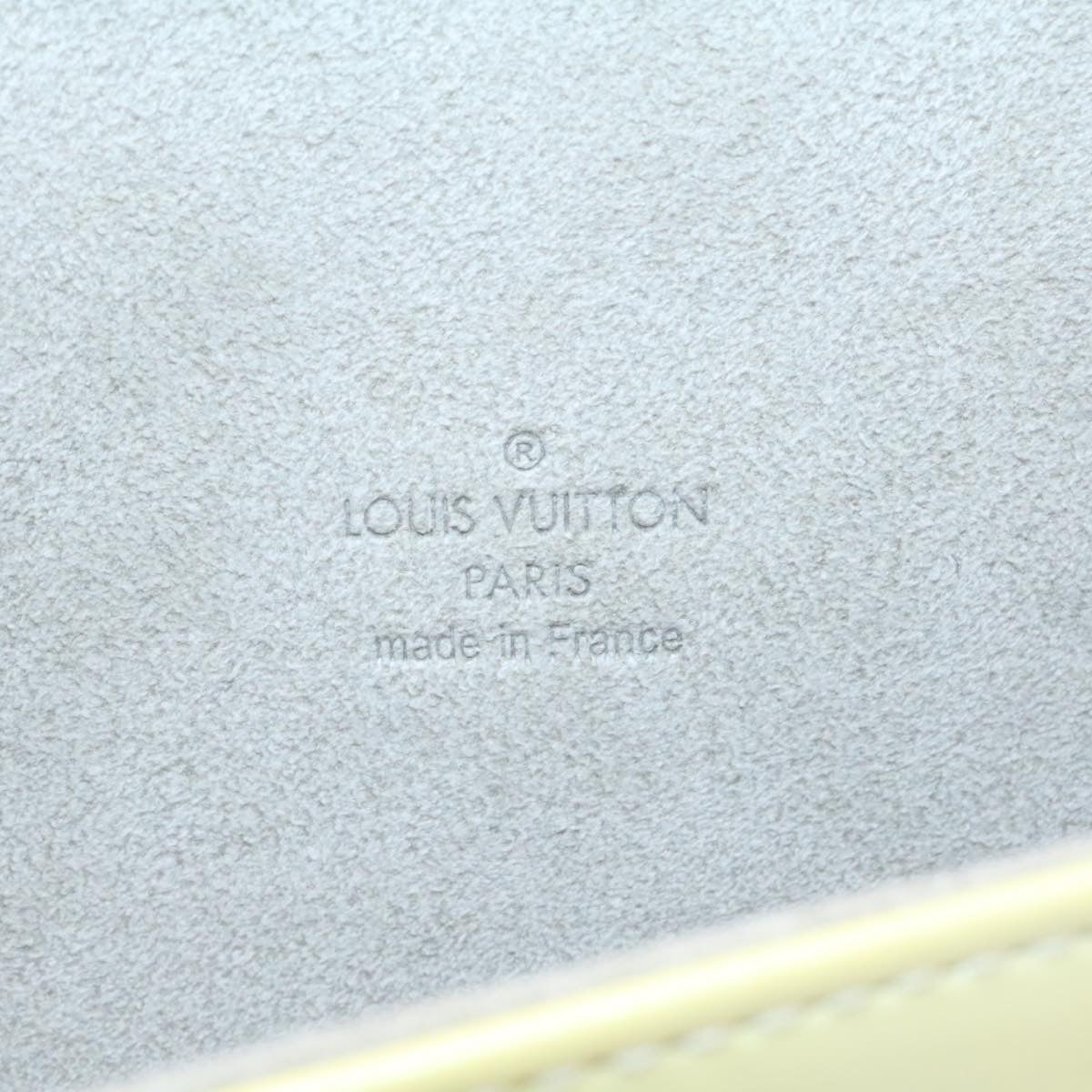 LOUIS VUITTON Vernis Pochette Lagoon Glasses Case Perle M91801 LV Auth am1588g