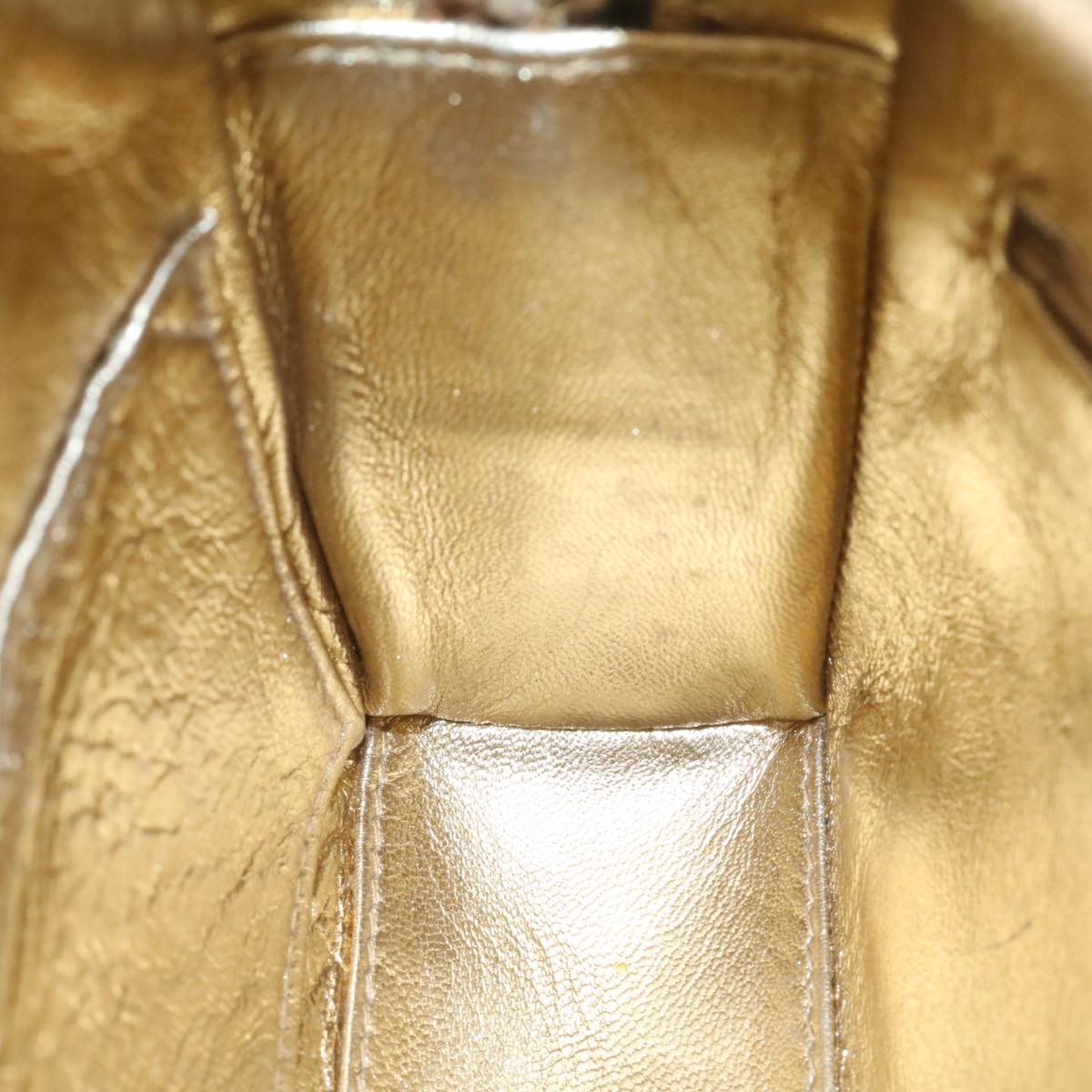 CHANEL Lamb Skin Matelasse Shoulder Bag Gold CC Auth am1684gA