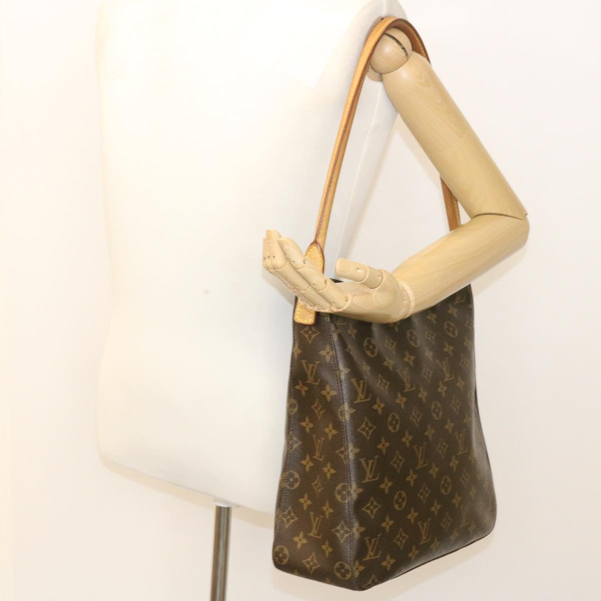 LOUIS VUITTON Monogram Looping GM Shoulder Bag M51145 LV Auth gt2120