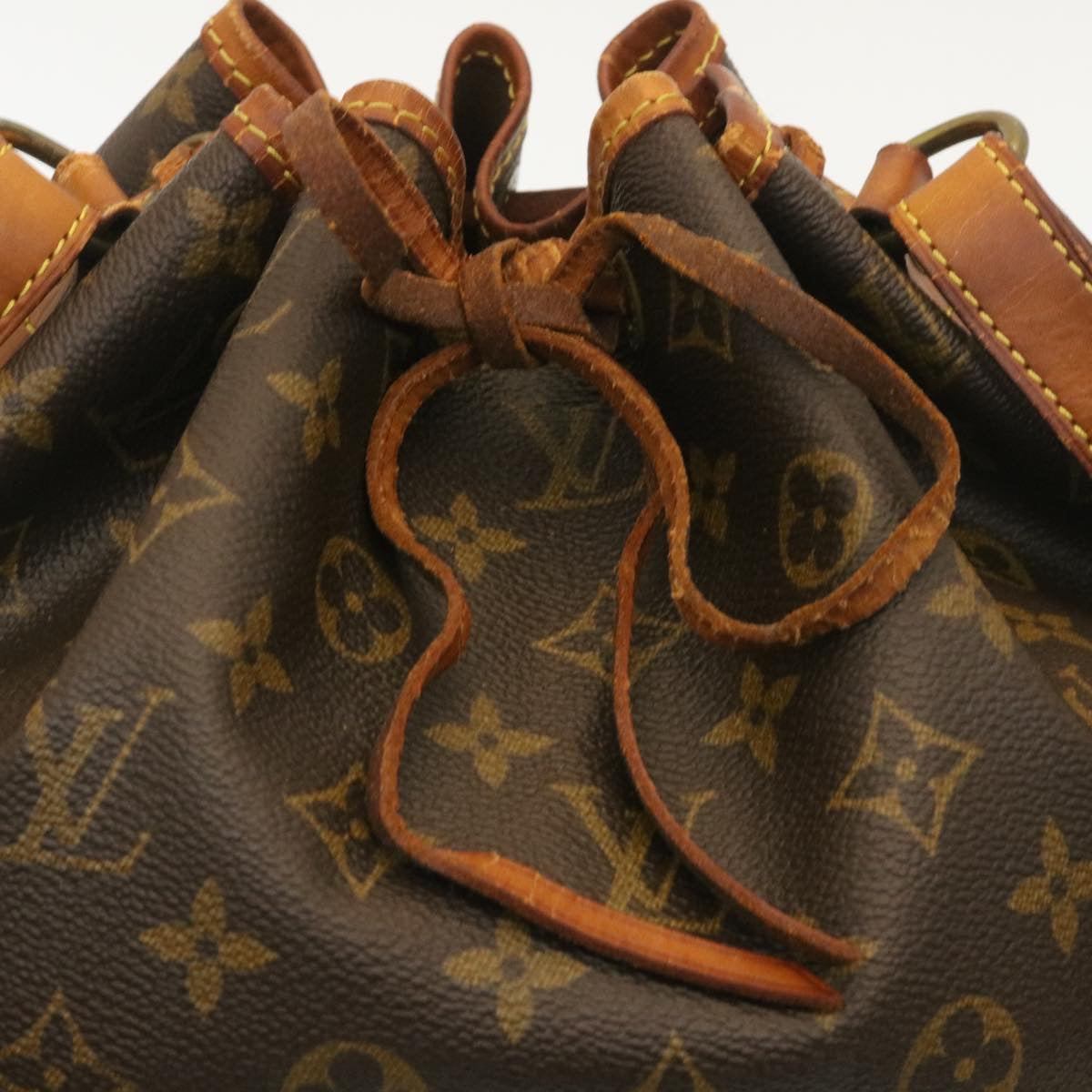 LOUIS VUITTON Monogram Petit Noe Shoulder Bag M42226 LV Auth am2230g