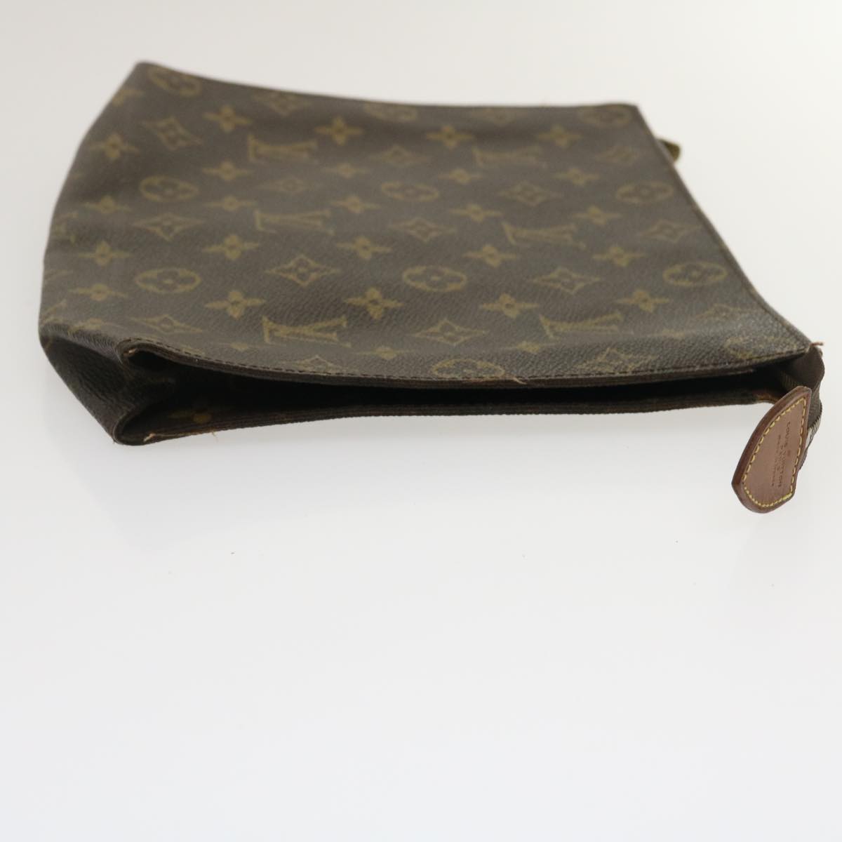 LOUIS VUITTON Monogram Poche Toilette 26 Pouch LV Auth am2451g