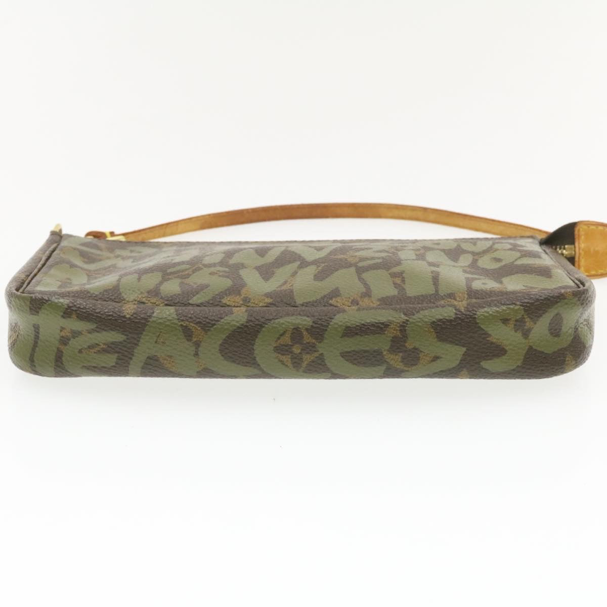 LOUIS VUITTON graffiti Pochette Accessoires Pouch Green M92191 LV Auth am268g