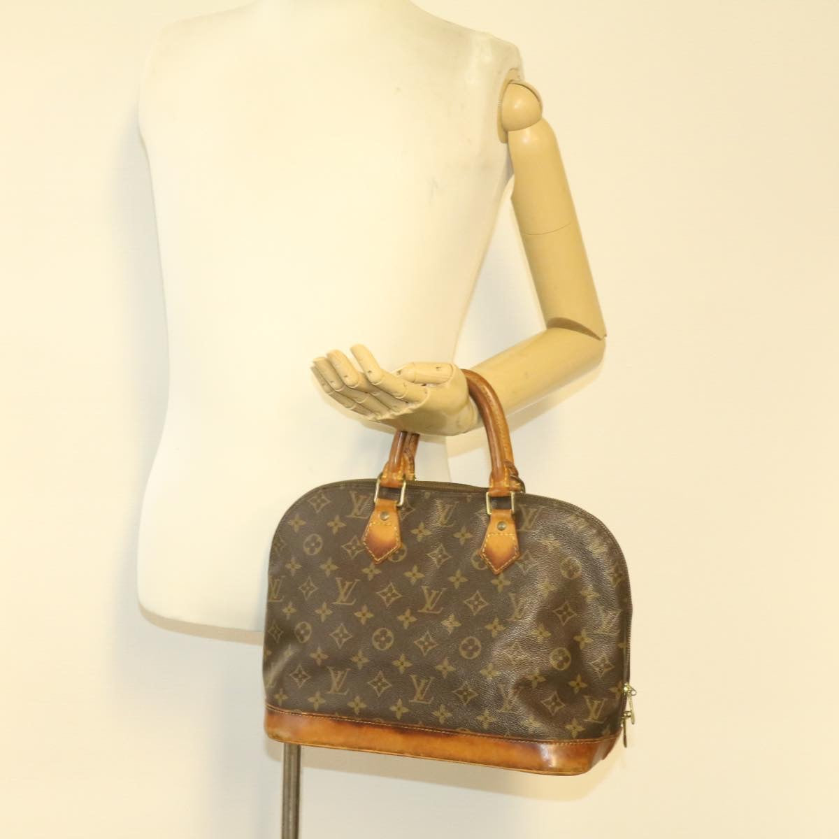 LOUIS VUITTON Monogram Alma Hand Bag M51130 LV Auth am601g