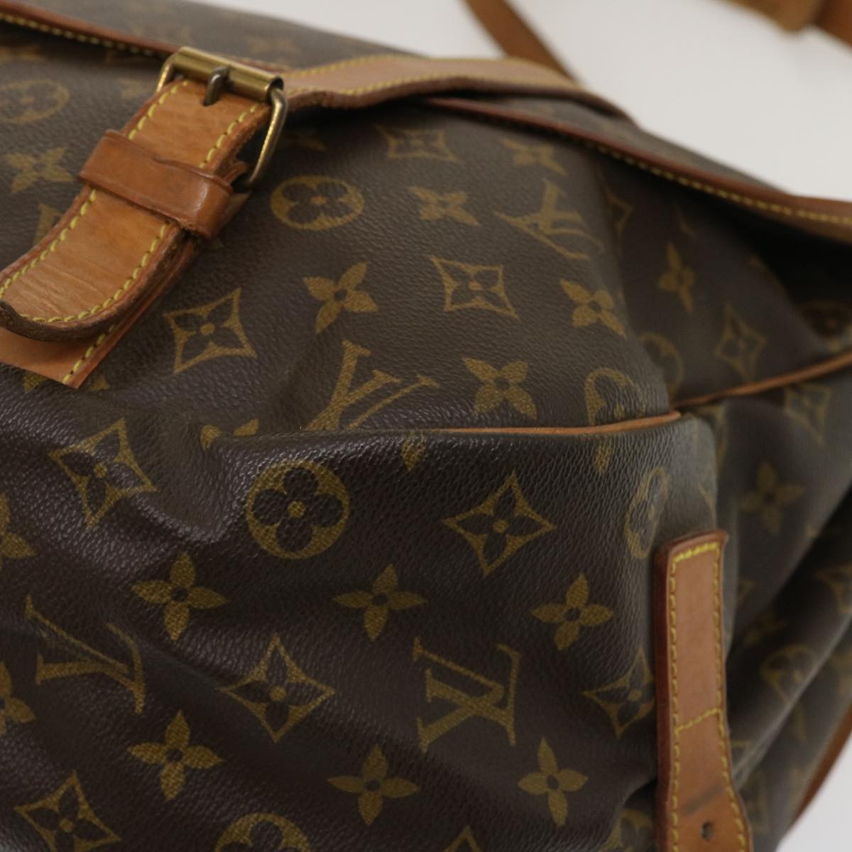 LOUIS VUITTON Monogram Saumur 43 Shoulder Bag M42252 LV Auth hk401