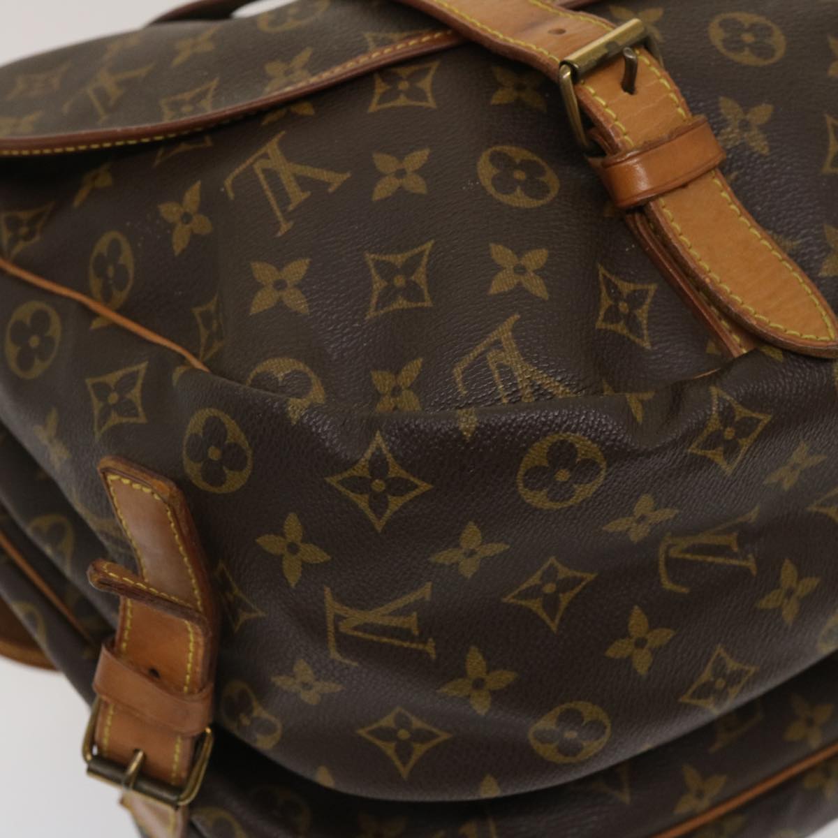 LOUIS VUITTON Monogram Saumur 43 Shoulder Bag M42252 LV Auth hk401