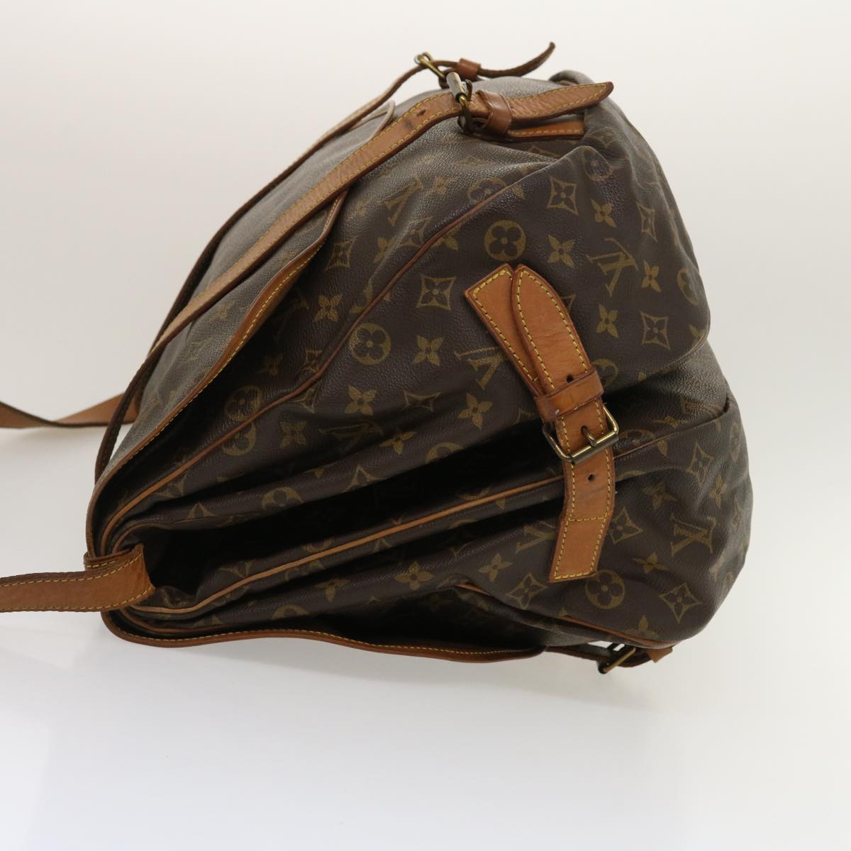 LOUIS VUITTON Monogram Saumur 43 Shoulder Bag M42252 LV Auth hk401