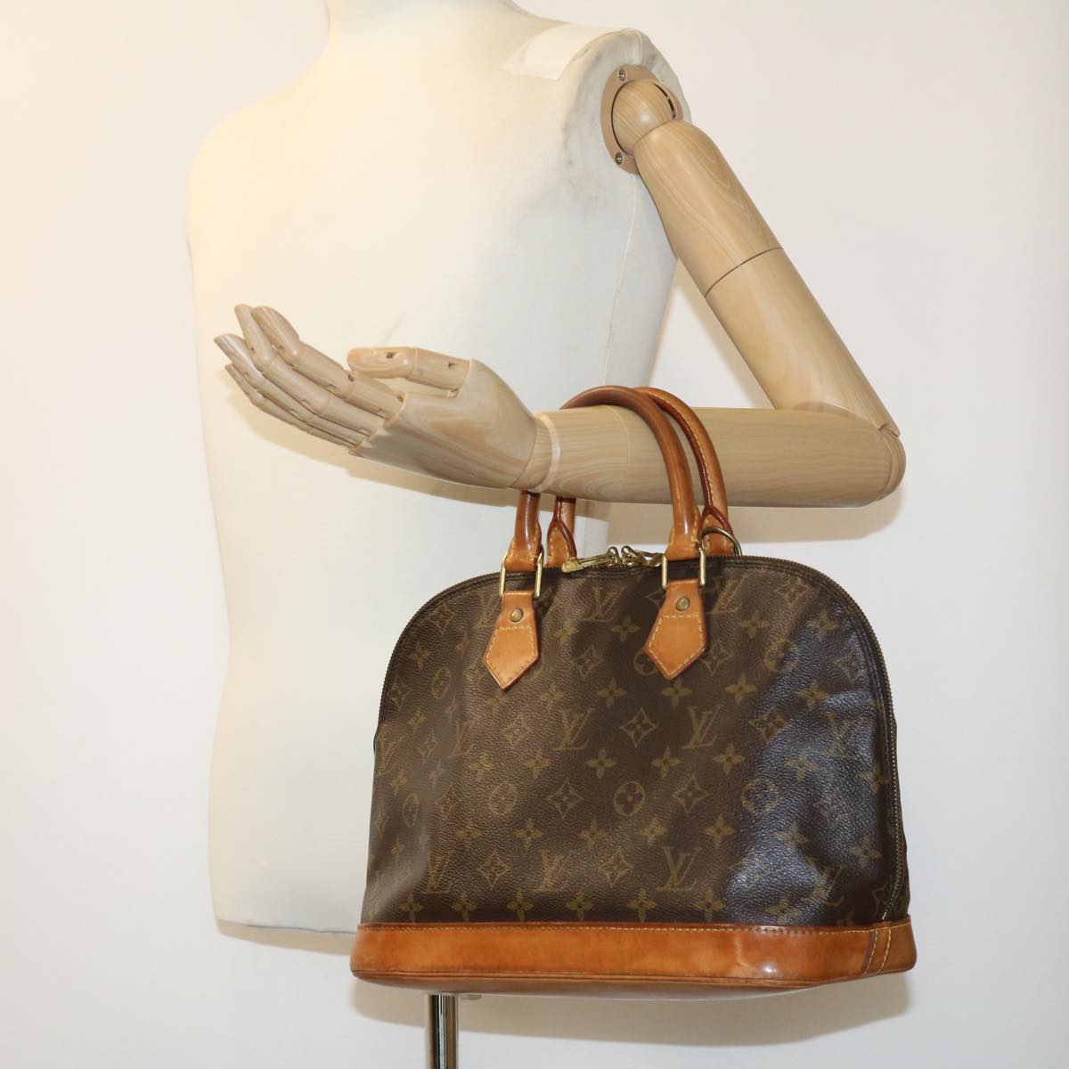 LOUIS VUITTON Monogram Alma Hand Bag M51130 LV Auth hk432