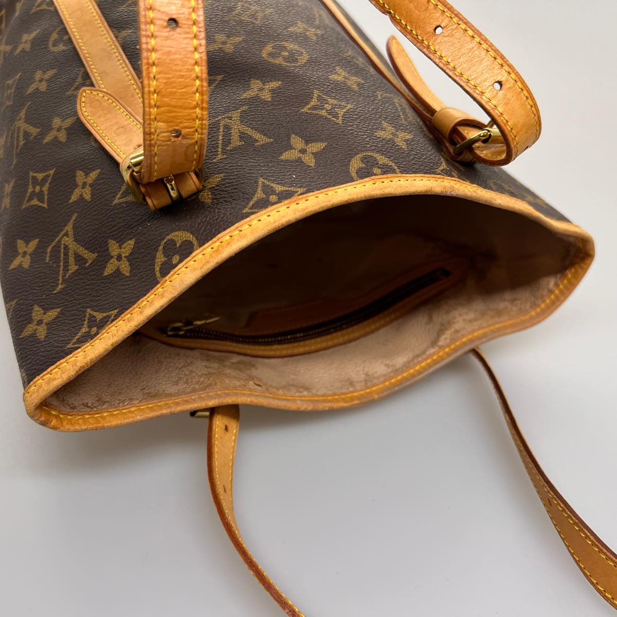 LOUIS VUITTON Monogram Bucket GM Shoulder Bag M42236 LV Auth hk510