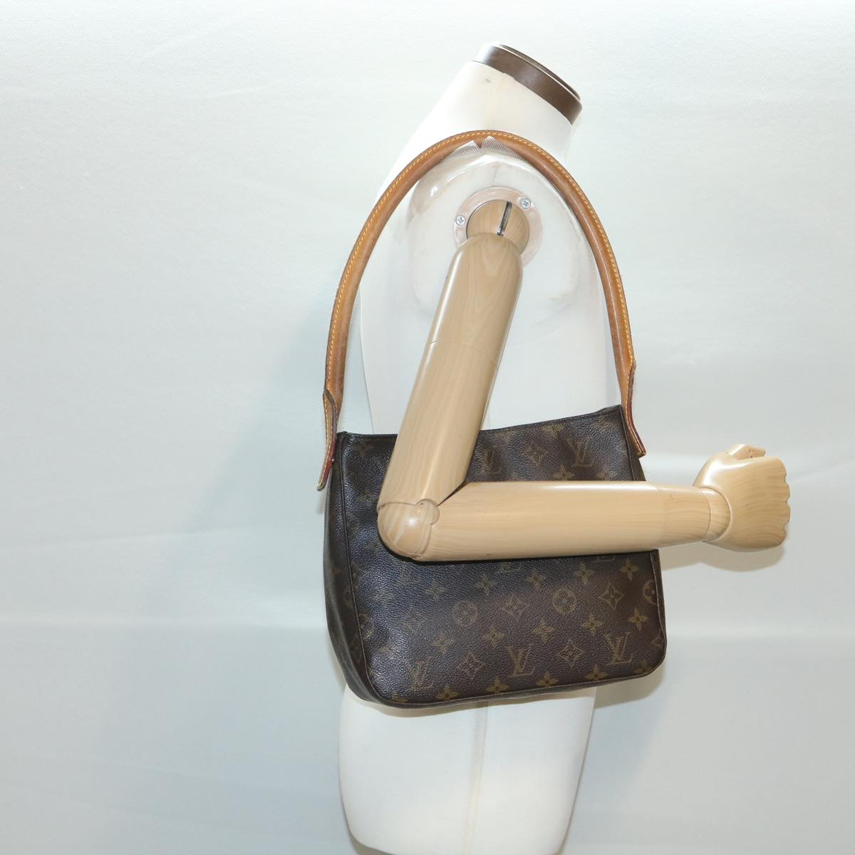 LOUIS VUITTON Monogram Looping MM Shoulder Bag M51146 LV Auth hk583