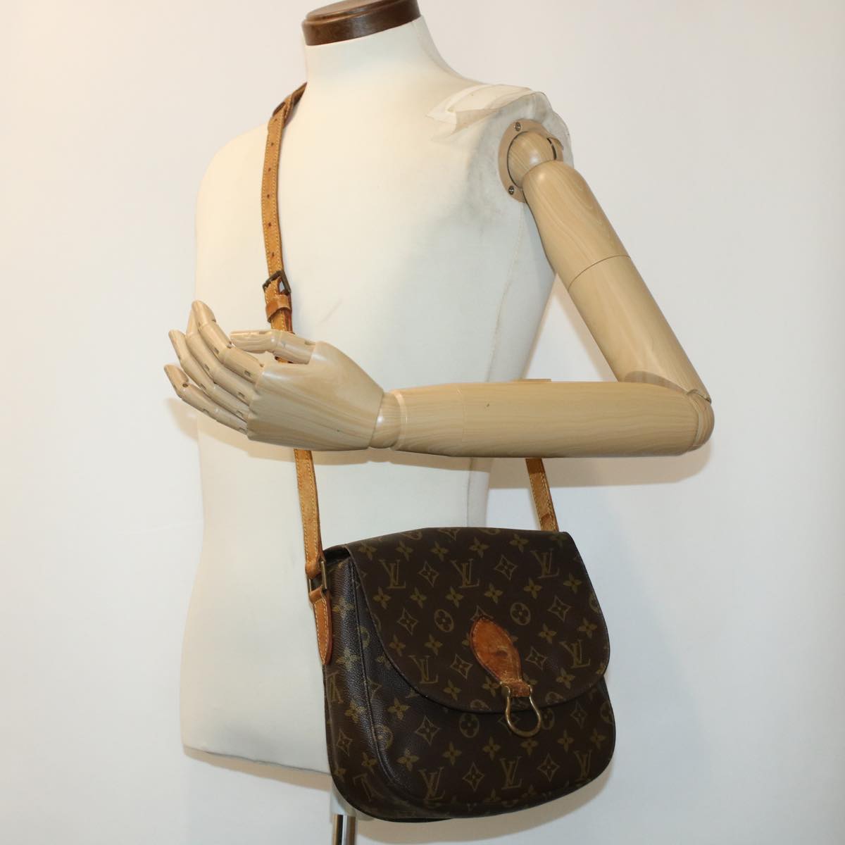 LOUIS VUITTON Monogram Saint Cloud GM Shoulder Bag M51242 LV Auth hk721