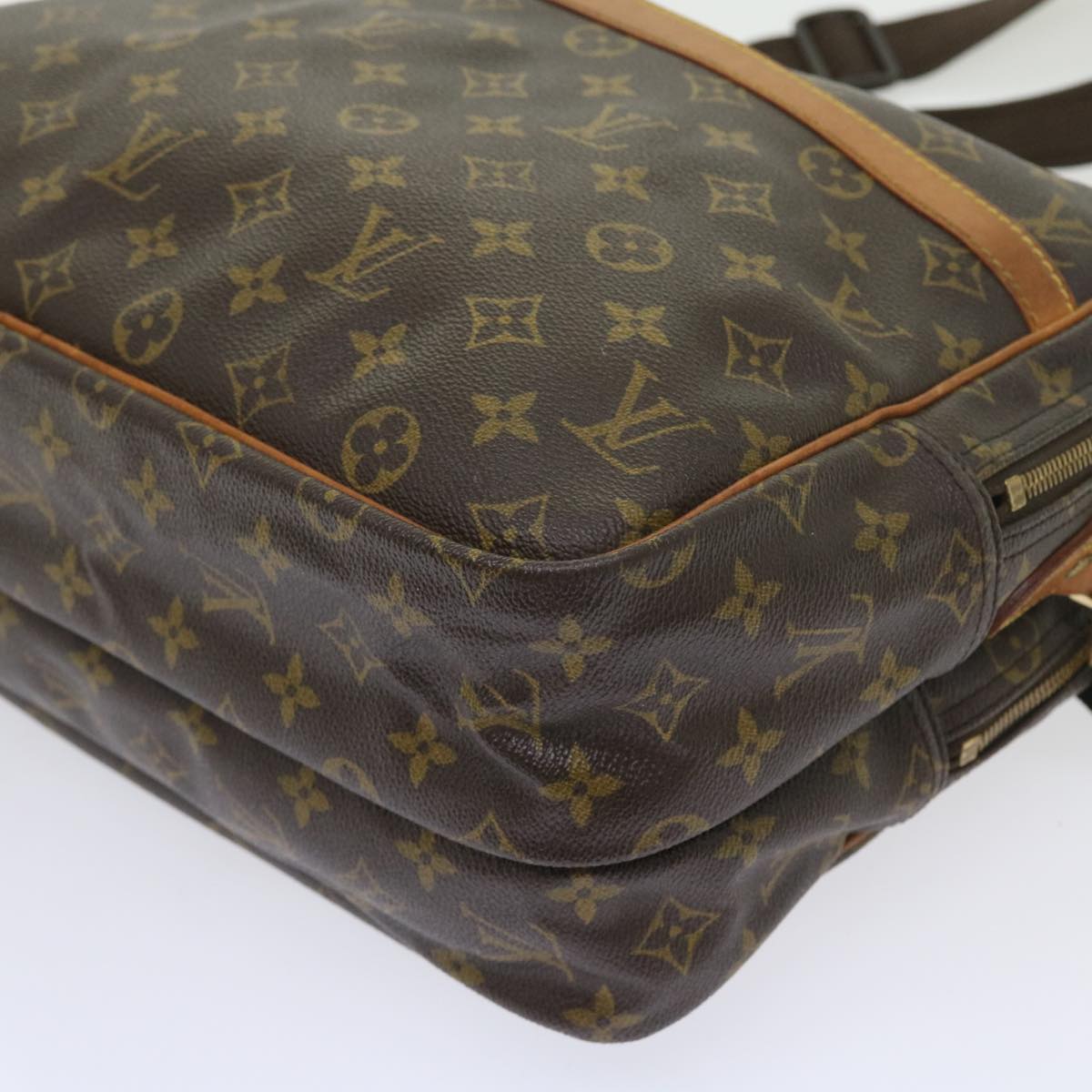 LOUIS VUITTON Monogram Reporter GM Shoulder Bag M45252 LV Auth hk885