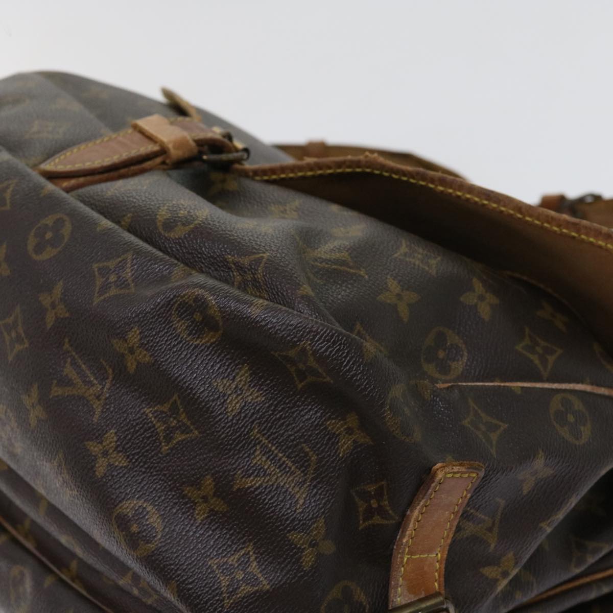 LOUIS VUITTON Monogram Saumur 35 Shoulder Bag M42254 LV Auth hk982