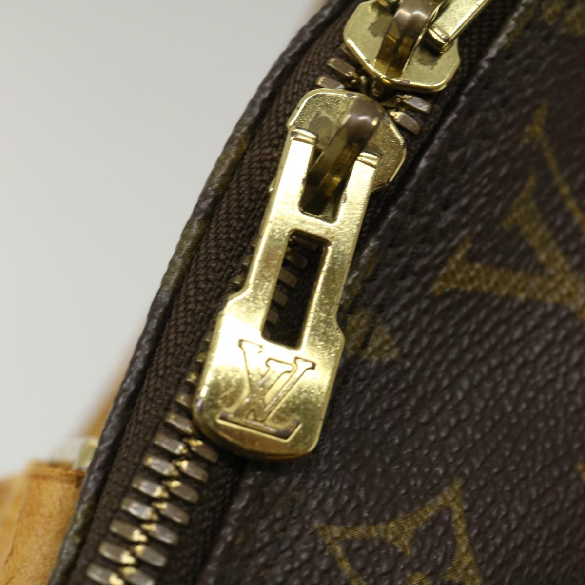 LOUIS VUITTON Monogram Alma Hand Bag M51130 LV Auth hs1068