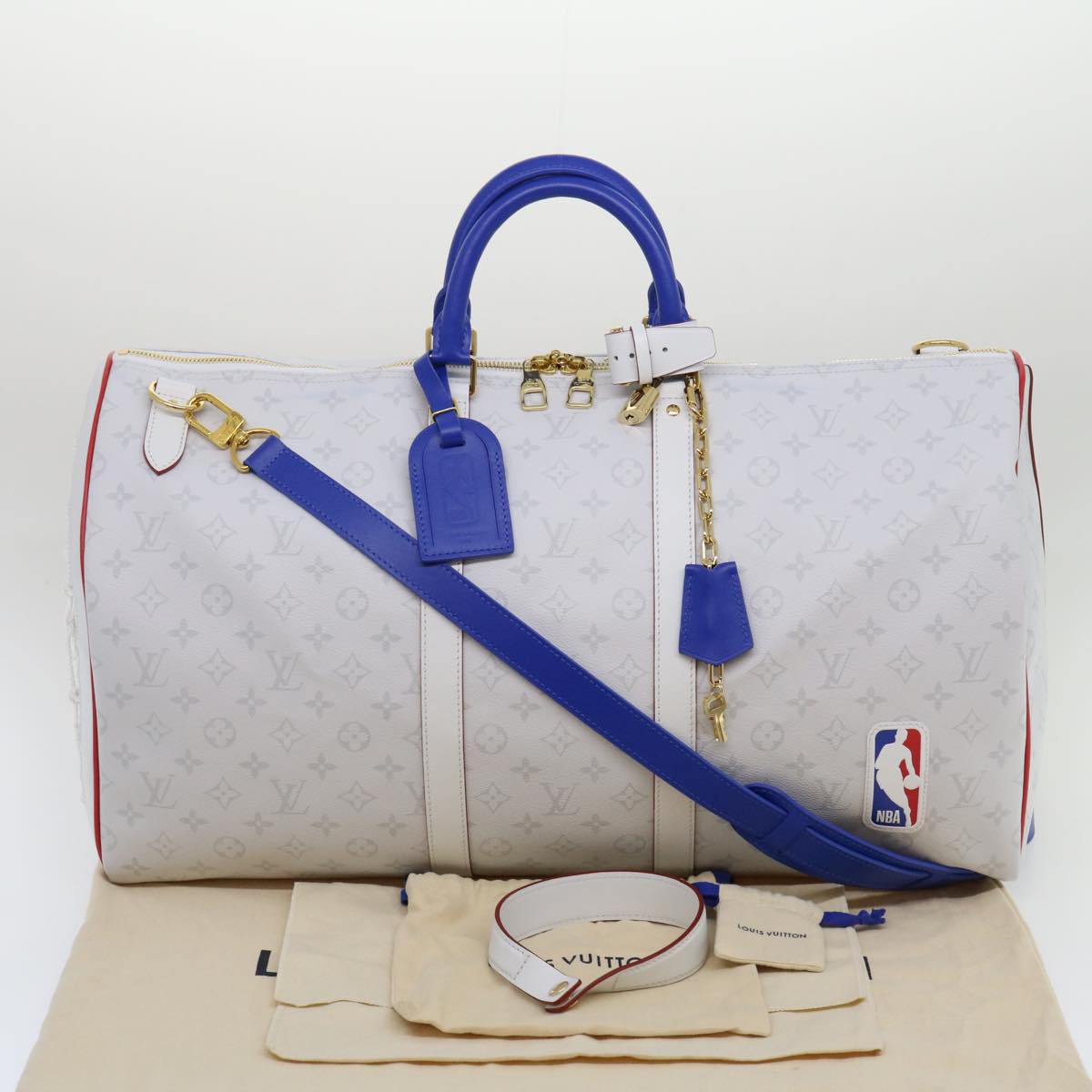 LOUIS VUITTON Monogram Keepall 55 Boston Bag White M45586 LVxNBA Auth hs1077A