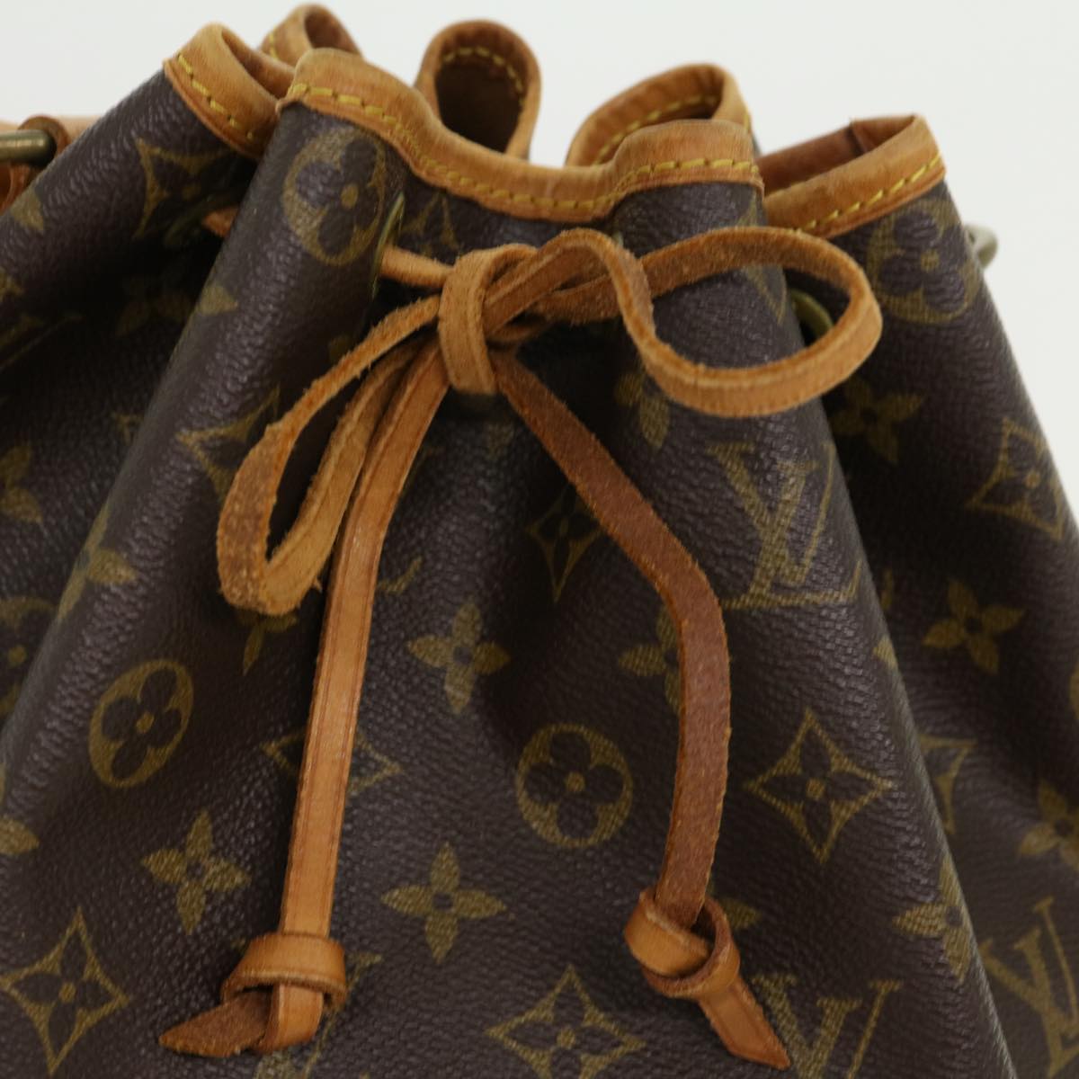 LOUIS VUITTON Monogram Noe Shoulder Bag M42224 LV Auth hs1166