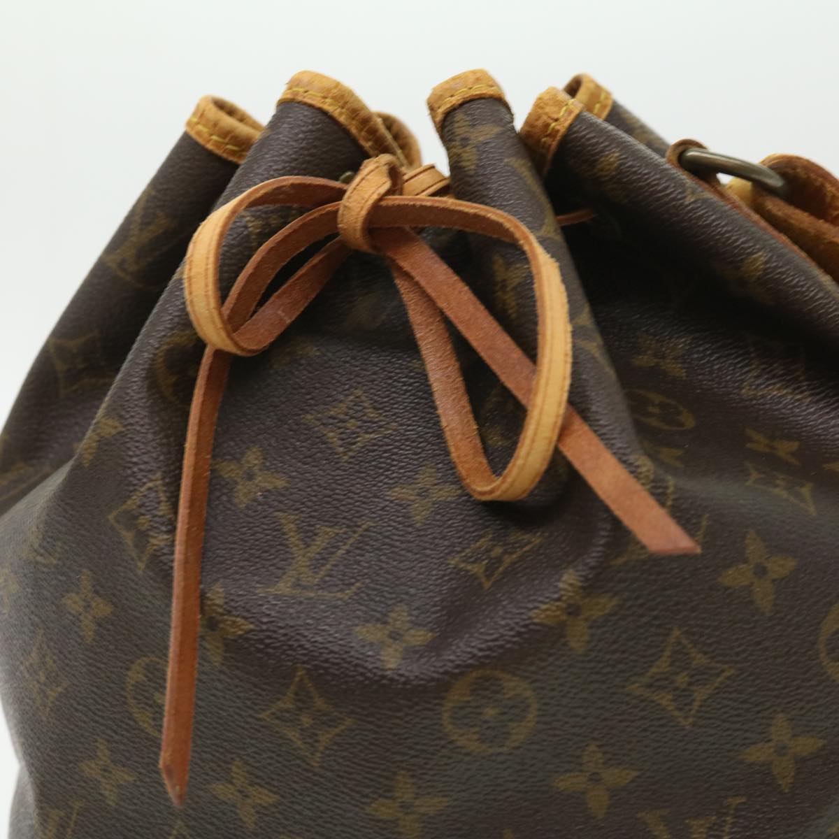 LOUIS VUITTON Monogram Petit Noe Shoulder Bag M42226 LV Auth hs1245