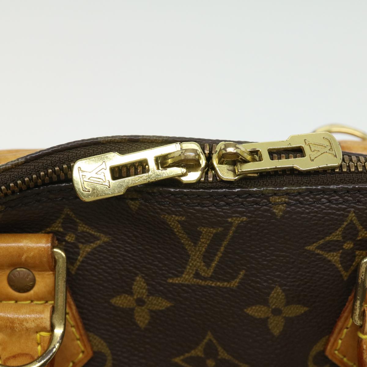 LOUIS VUITTON Monogram Alma Hand Bag M51130 LV Auth hs1253