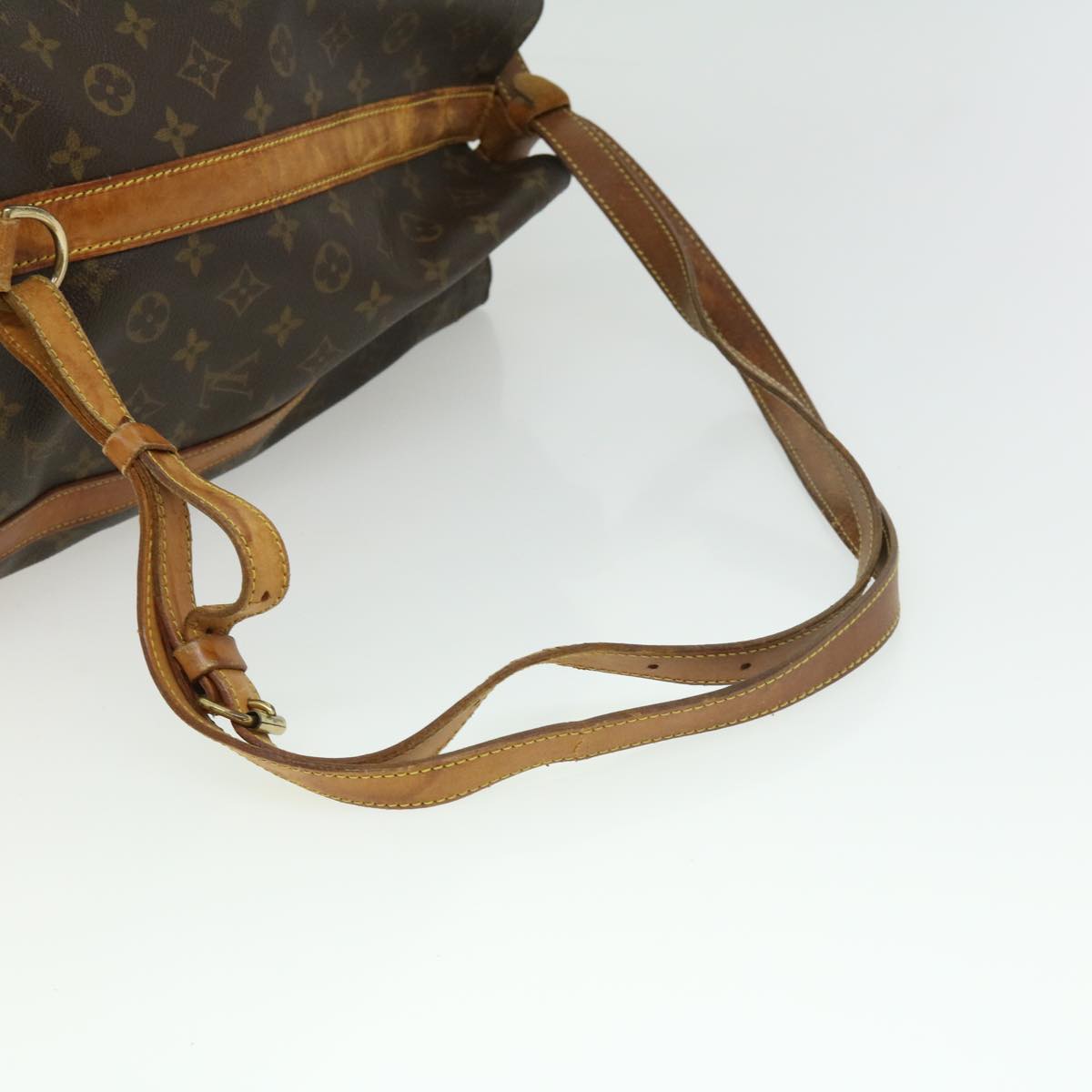 LOUIS VUITTON Monogram Randonnee PM Shoulder Bag M42243 LV Auth hs1324