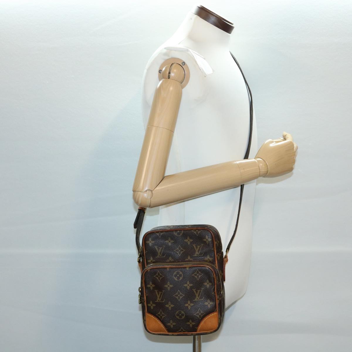 LOUIS VUITTON Monogram Amazon Shoulder Bag M45236 LV Auth hs1331