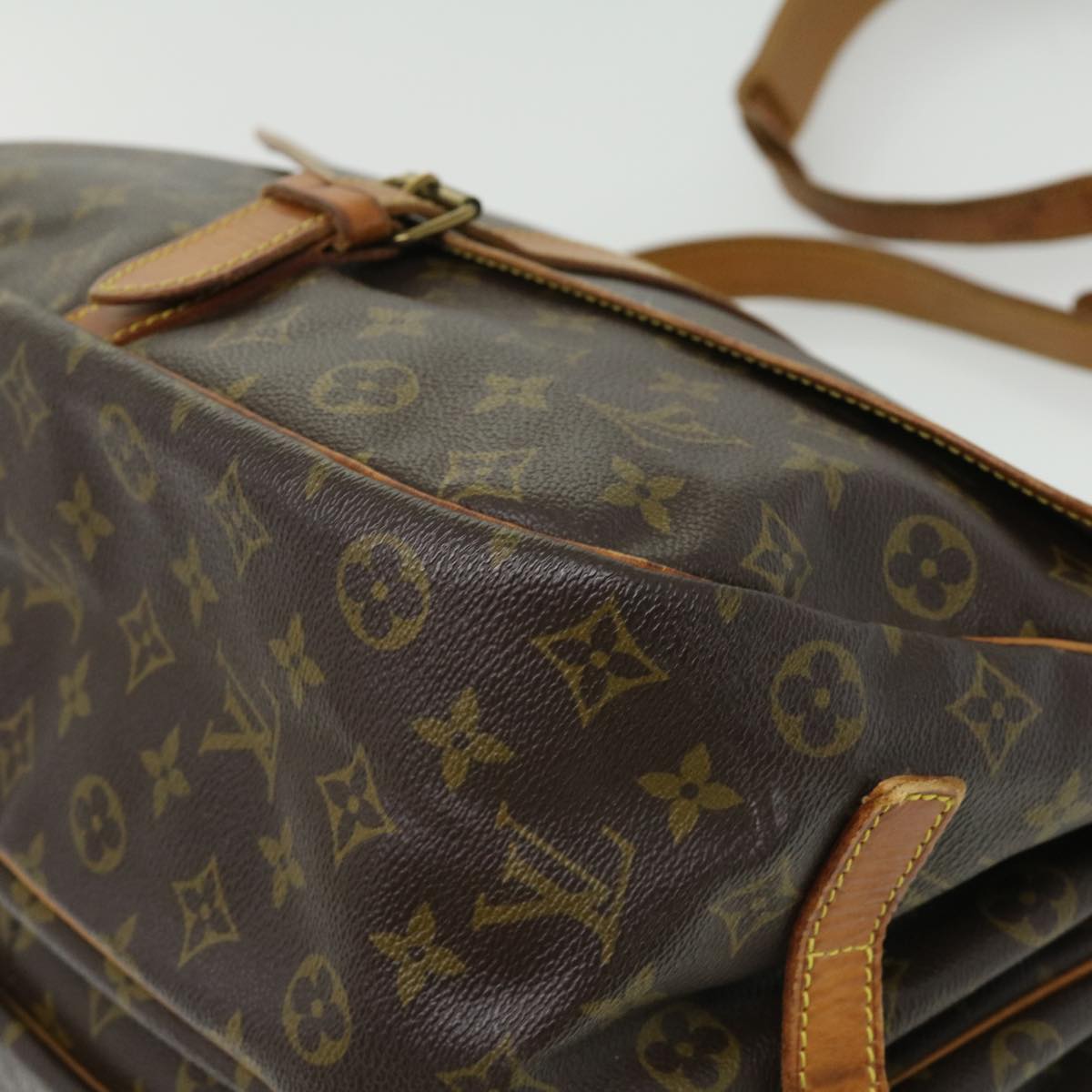 LOUIS VUITTON Monogram Saumur 35 Shoulder Bag M42254 LV Auth hs1346