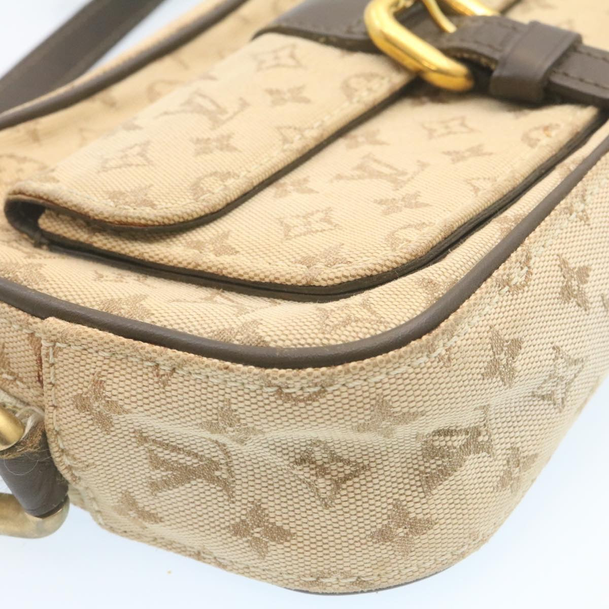 LOUIS VUITTON Monogram Mini Juliet MM Shoulder Bag Khaki M92218 LV Auth hs302