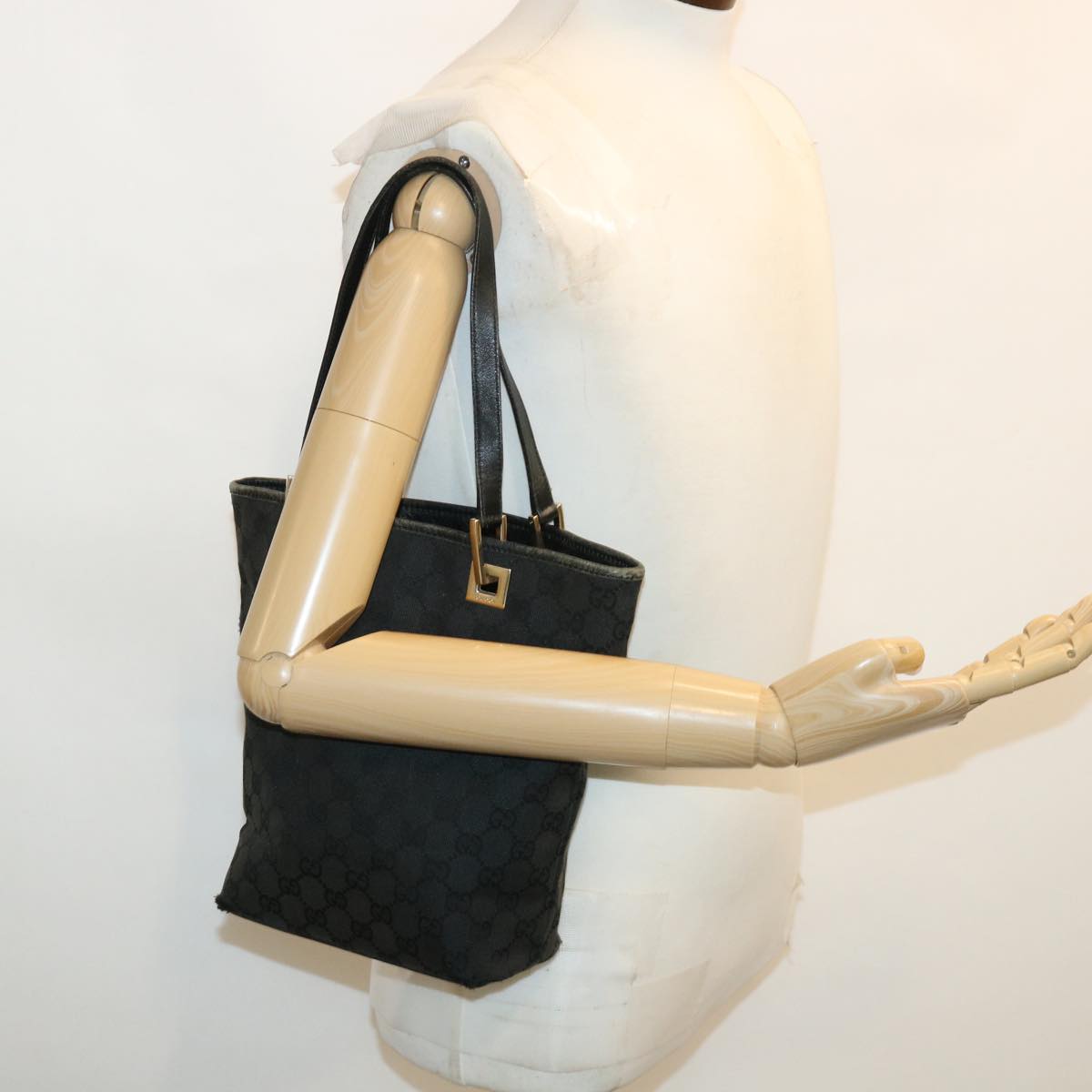 GUCCI GG Canvas Tote Bag Black 002 1099 001998 Auth im420