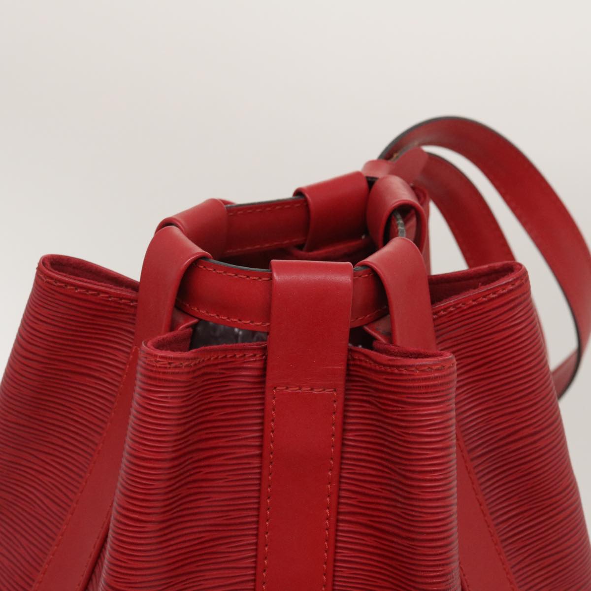 LOUIS VUITTON Epi Randonnee PM Shoulder Bag Red M52357 LV Auth jk1417