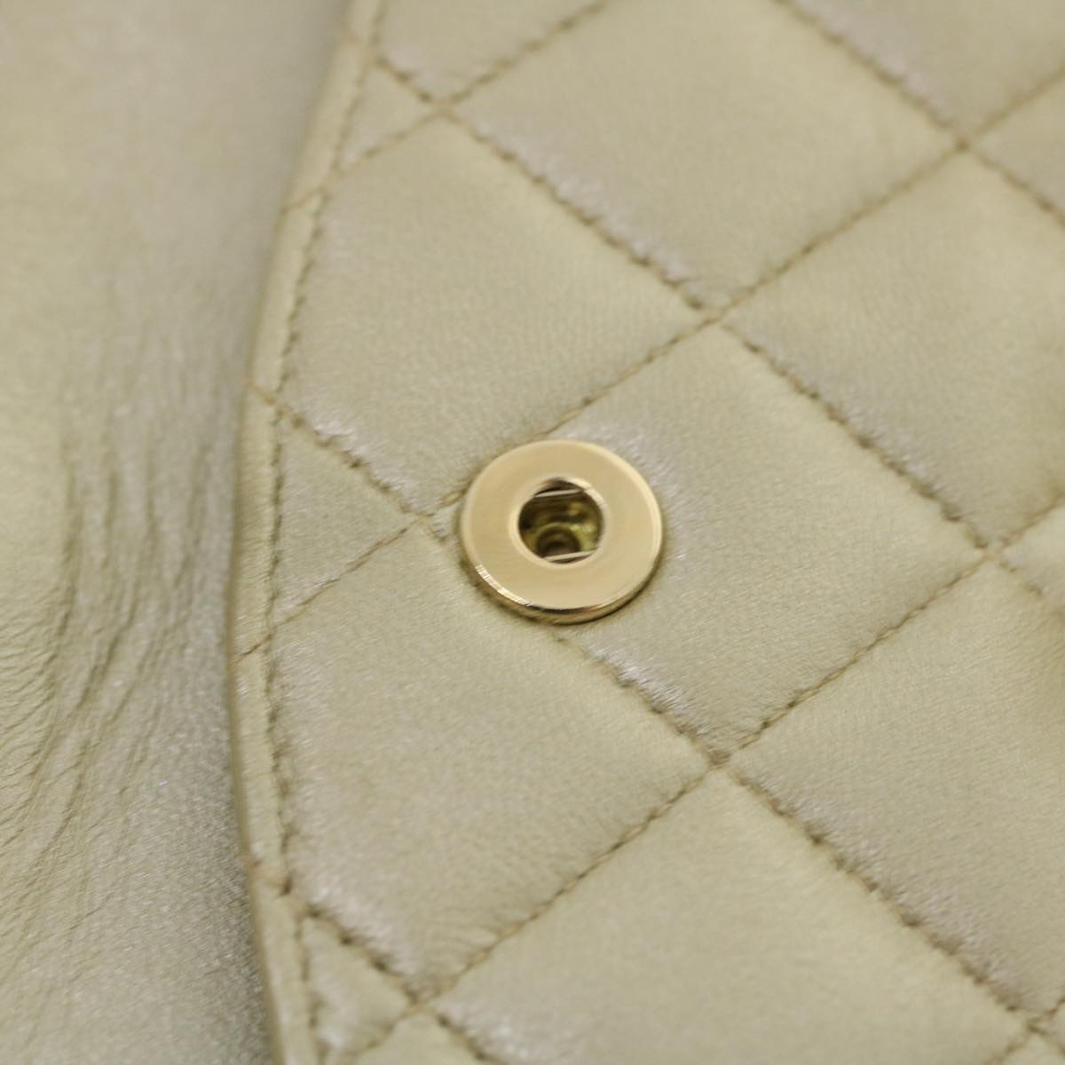 CHANEL Classic Matelasse 25 Chain Flap Shoulder Bag Lamb Skin Gold Auth jk1446A