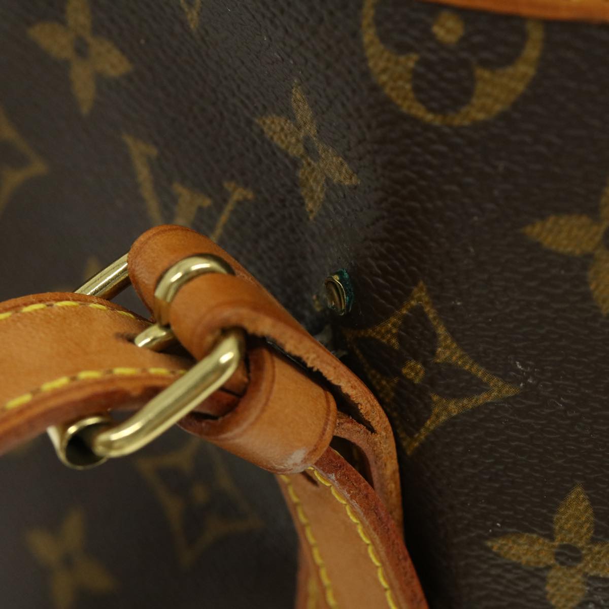 LOUIS VUITTON Monogram Bucket GM Shoulder Bag M42236 LV Auth jk1529