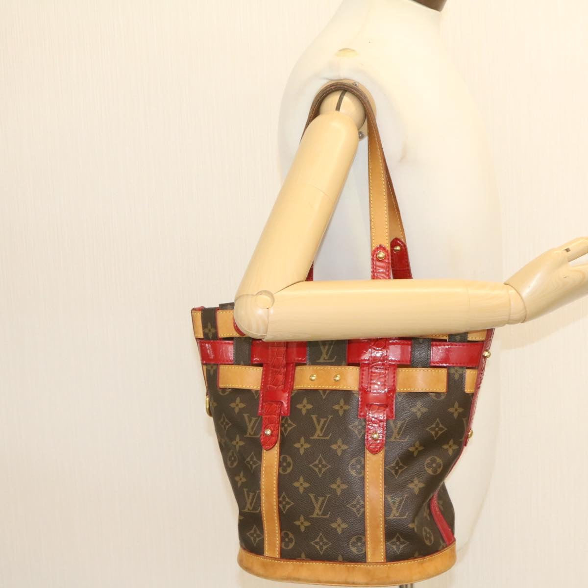 LOUIS VUITTON Monogram Neo Bucket Tote Bag Red M95613 LV Auth jk166