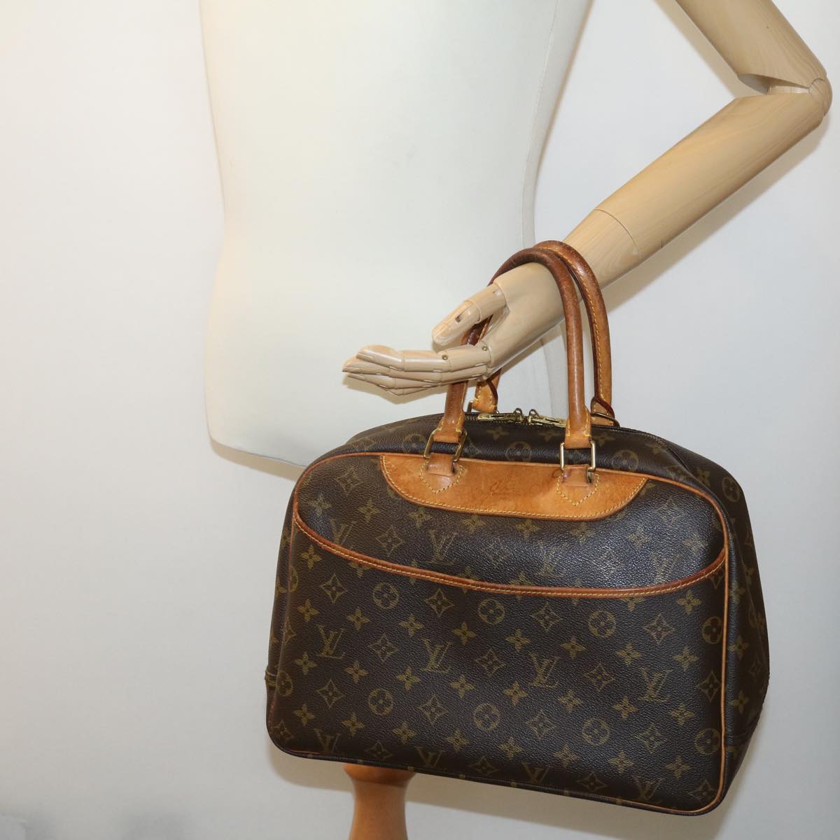 LOUIS VUITTON Monogram Deauville Hand Bag M47270 LV Auth jk1678