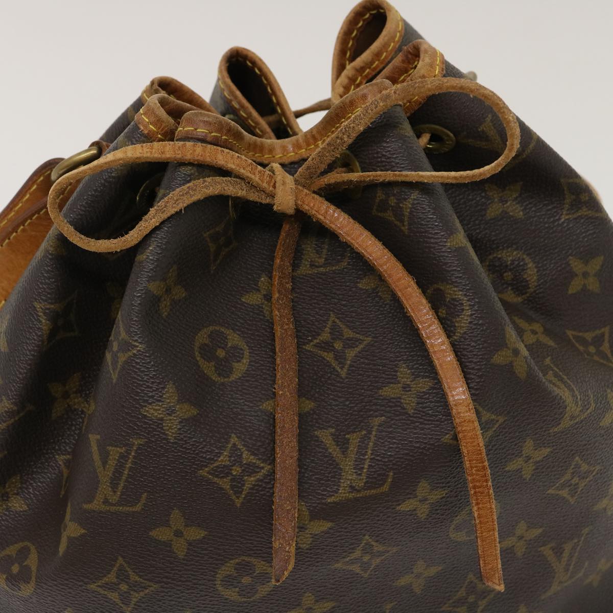 LOUIS VUITTON Monogram Petit Noe Shoulder Bag M42226 LV Auth jk1859