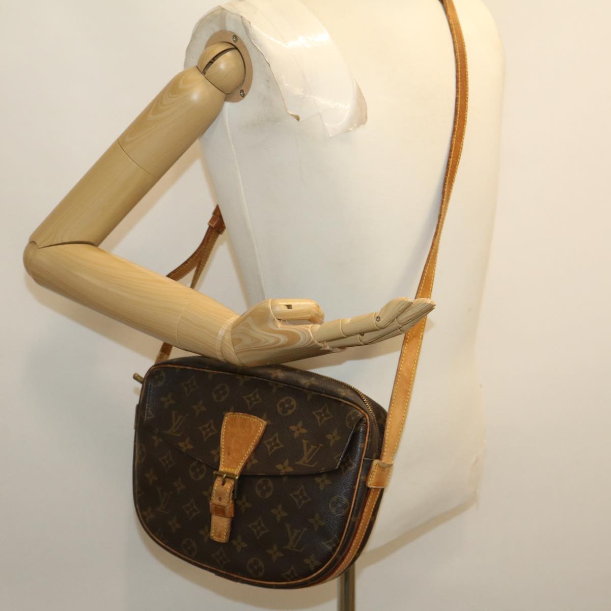 LOUIS VUITTON Monogram Jeune Fille MM Shoulder Bag M51226 LV Auth jk2055