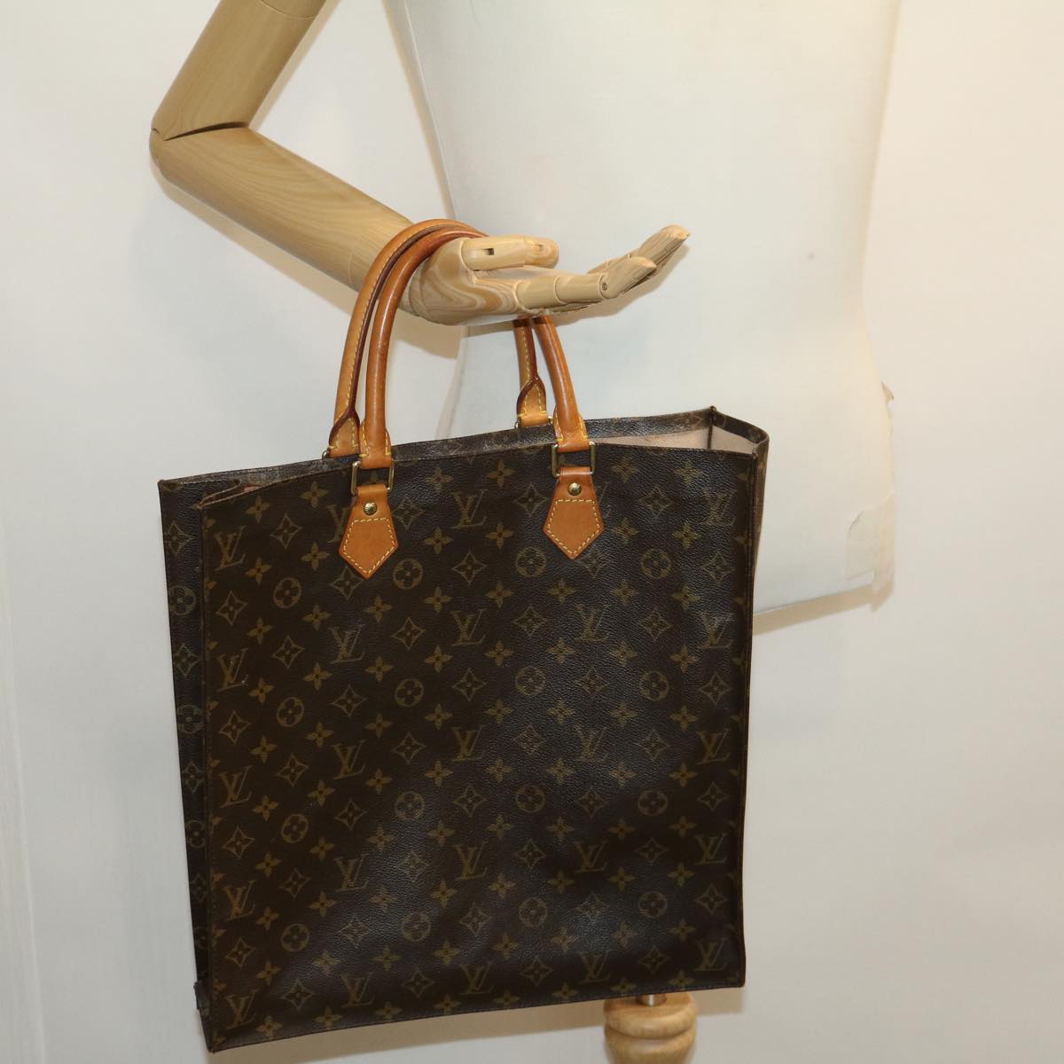 LOUIS VUITTON Monogram Sac Plat Hand Bag M51140 LV Auth jk2212