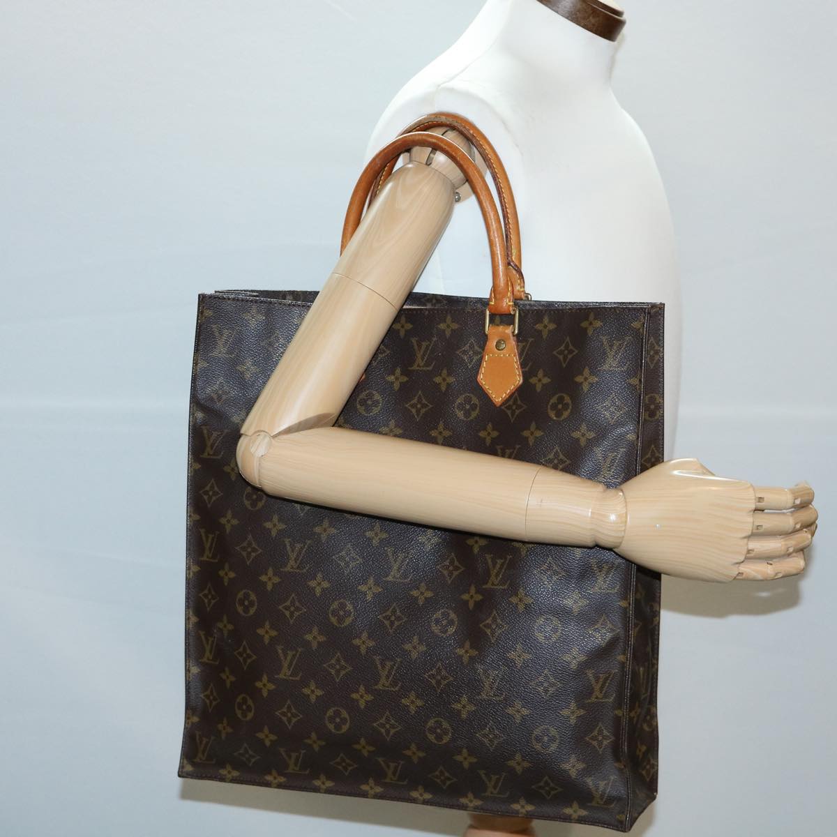 LOUIS VUITTON Monogram Sac Plat Hand Bag M51140 LV Auth jk2215